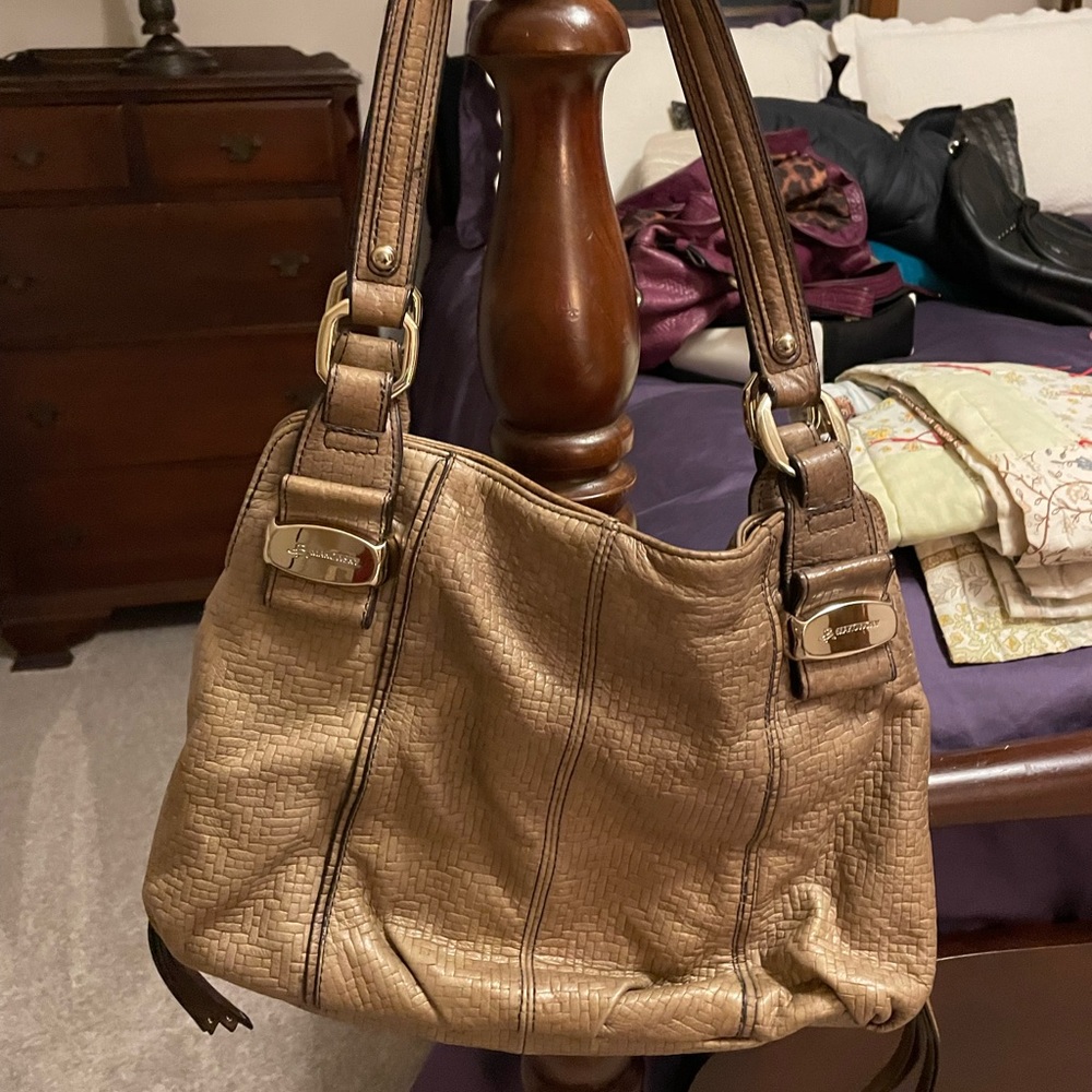 B Makowski Beige Leather Handbag